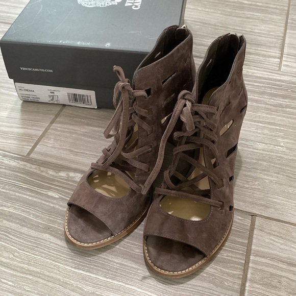 Vince Camuto Tressa lace up heeled sandal stone taupe - Picture 3 of 8